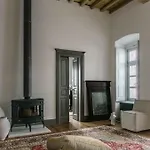 One Manto Square Apartamento