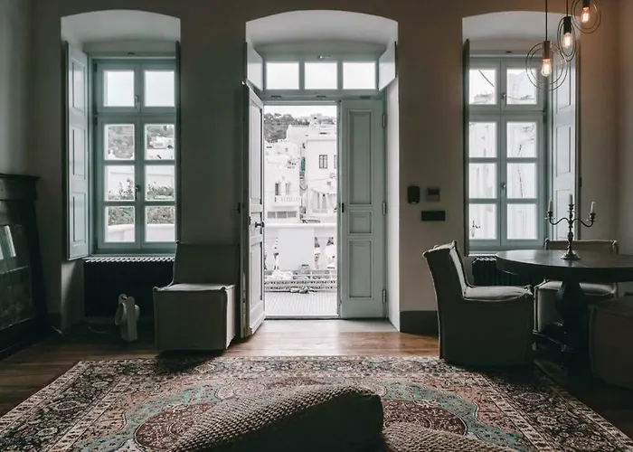 One Manto Square Mykonos Town