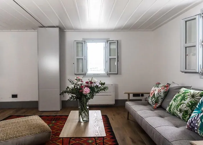 Διαμέρισμα One Manto Square *