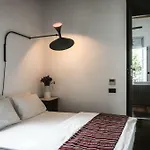 One Manto Square Apartment