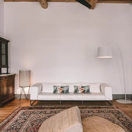 Lägenhet One Manto Square