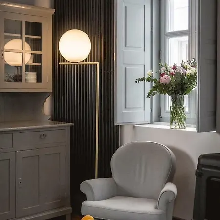 One Manto Square Mykonos Town