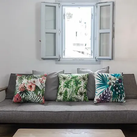 One Manto Square * Mykonos Town