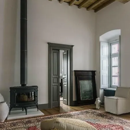 One Manto Square Apartment