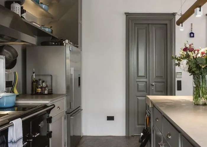 Apartment One Manto Square *