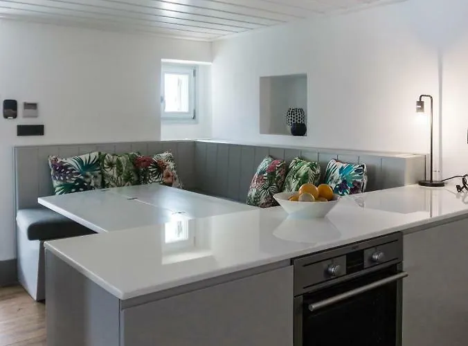 Apartment One Manto Square *