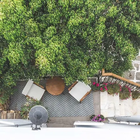 One Manto Square Appartement *