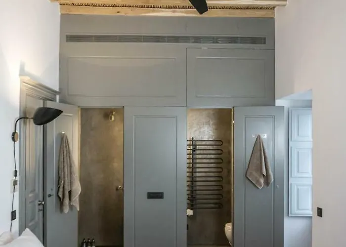 Appartement One Manto Square